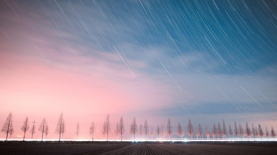 mhy崩坏星穹铁道新角色宣传PV，角色在宇宙星轨背景下展示技能特效